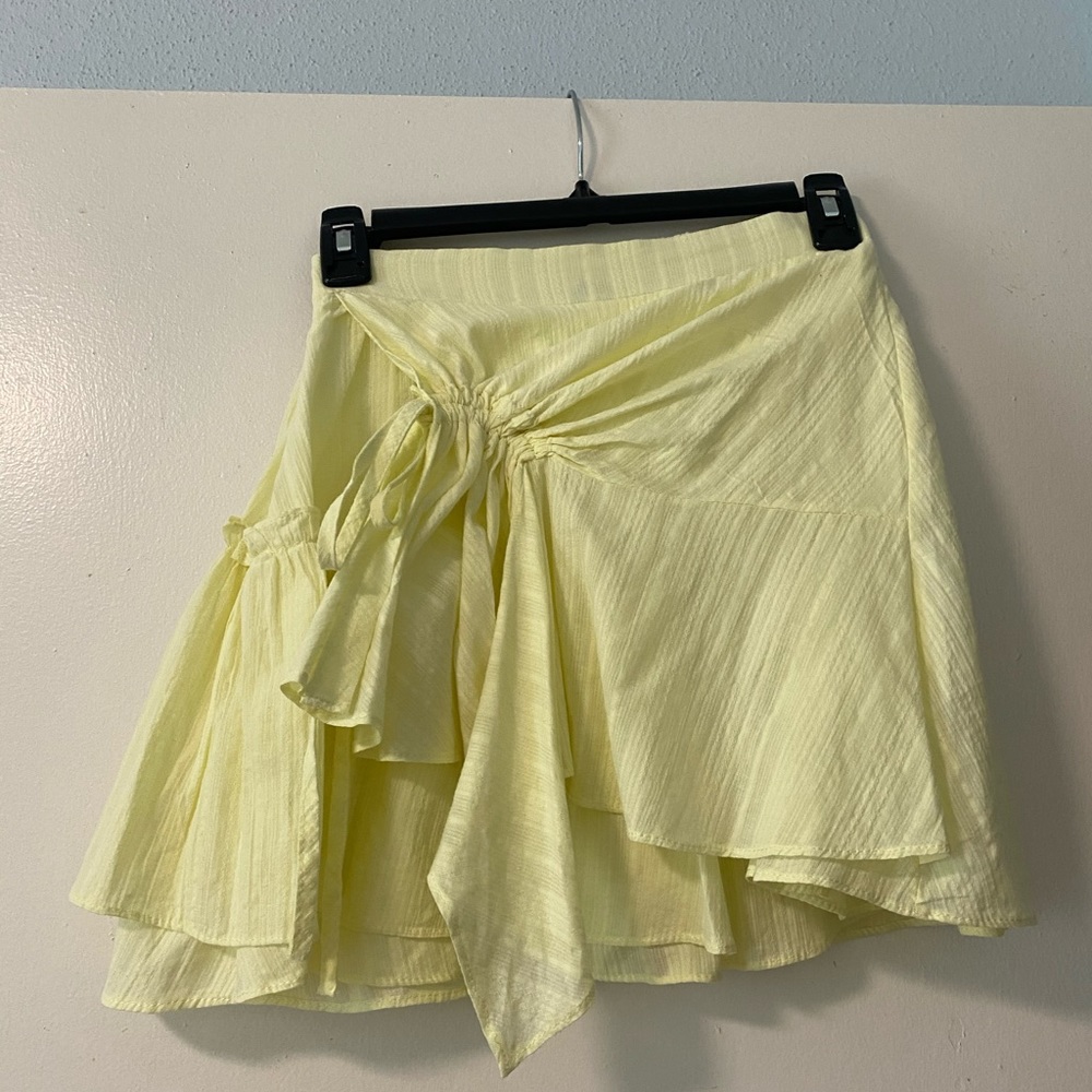 Adjustable tie ruffle skort - Picture 2 of 2